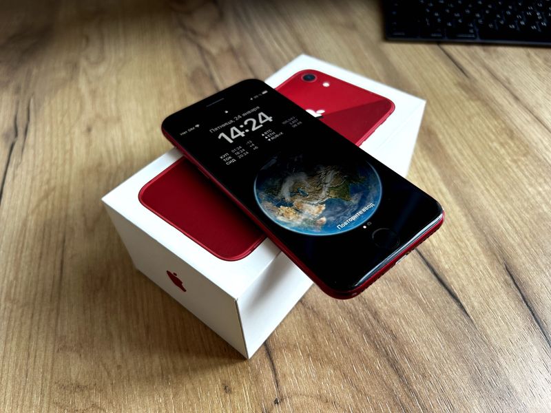 iPhone 8 Red 256 gb