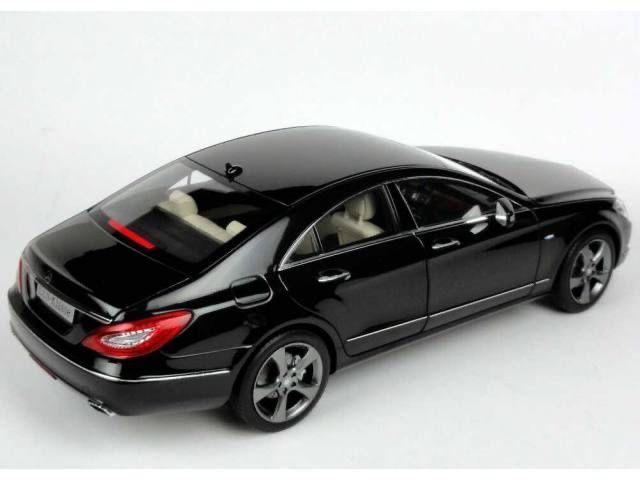 Mercedes Benz CLS Black Norev Dealer Edition 1:18 Цена 360$