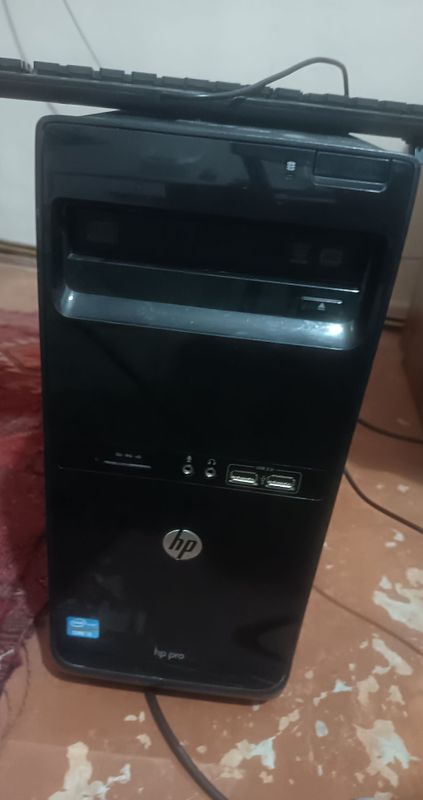 hp belzborka i5 3470 ozu 4 gb hdd 500 gb holati yaxshi ishlashi zor