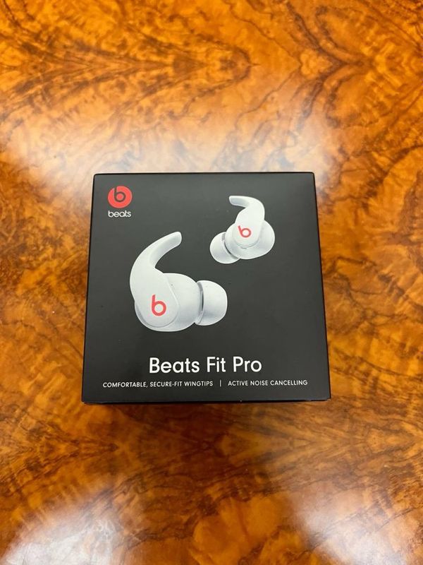 Apple Beats Fit Pro