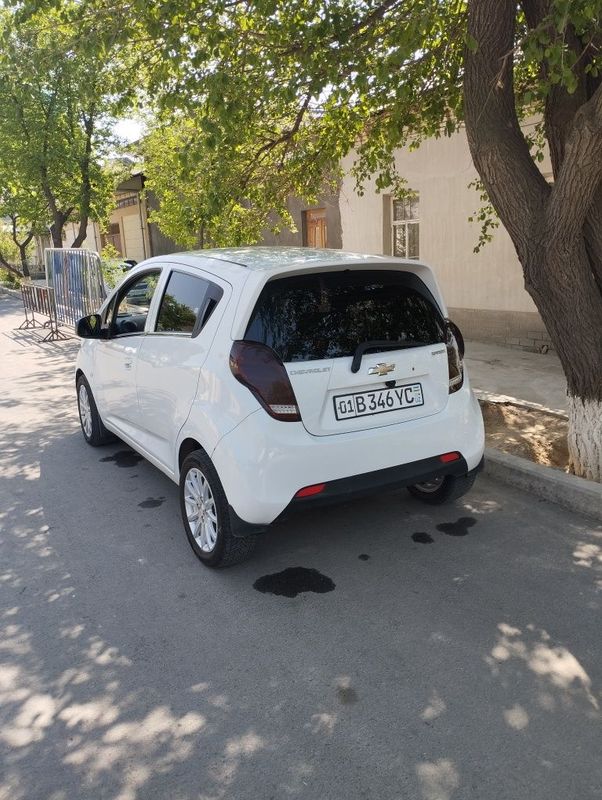 ARENDA Spark 2019 metan gaz ARENDA Spark 2019 metan gaz