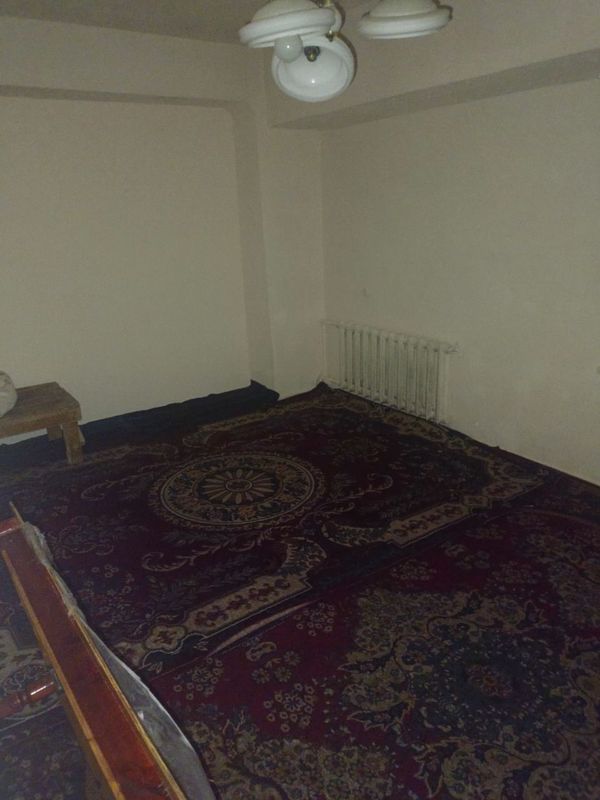 2 xonali kivartira bor Shahristonda 2 xonali kivartira bor Shahristonda