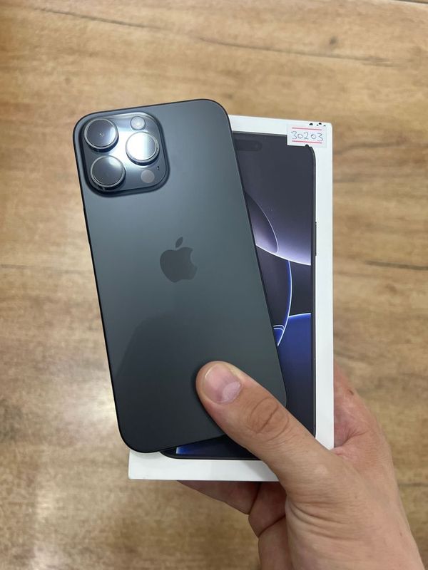 iPhone 16 Pro Max 256gb 100% black titanium iPhone 16 Pro Max 256gb 100% black titanium