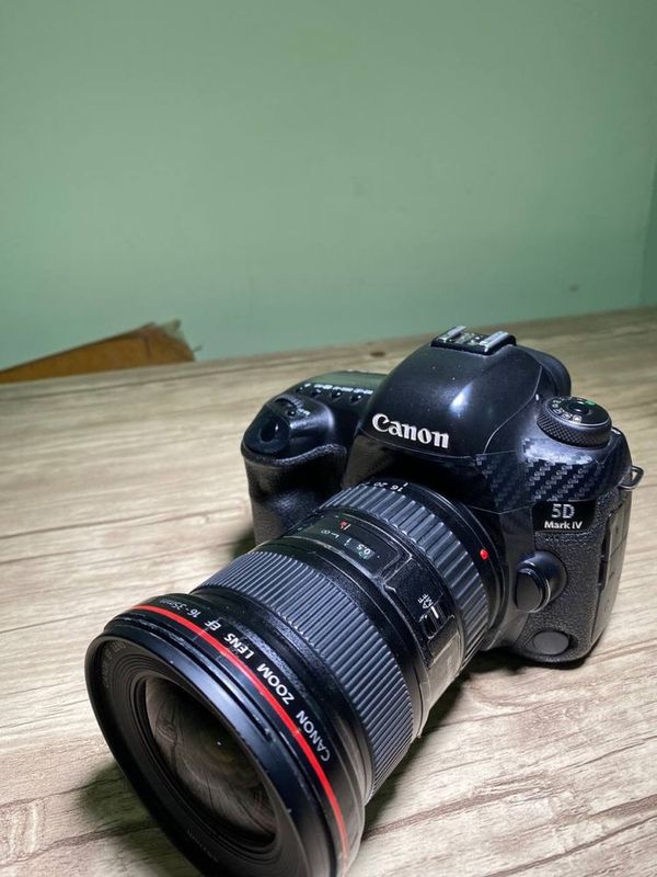 Canon mark4 fotoaparat Canon mark4 fotoaparat