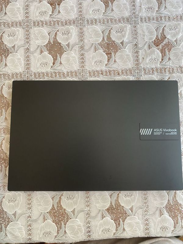 ASUS VIVOBOOK 8gb ram 5500mhz ASUS VIVOBOOK 8gb ram 5500mhz