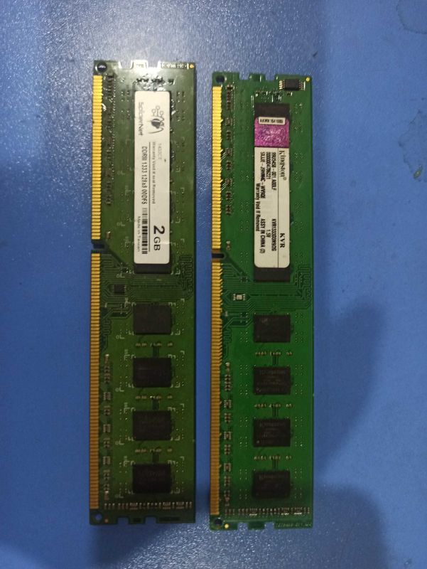 Operativka DDR3 1333 2 gb