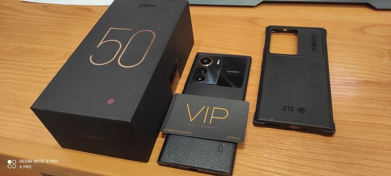 Zte Axon 50 ultra 12/512 100watt Zte Axon 50 ultra 12/512 100watt