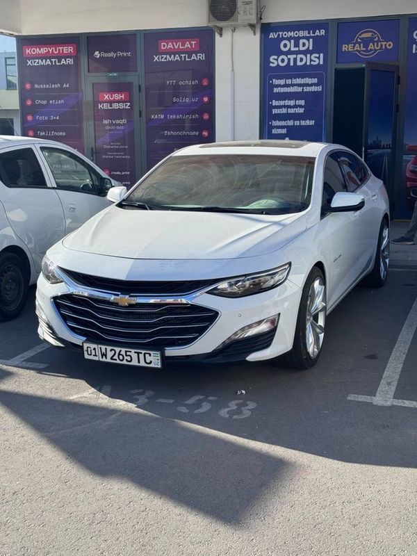 Malibu naxt avtokredit va nasiya savdo