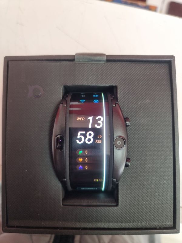 Nubia Alpha Smartwatch