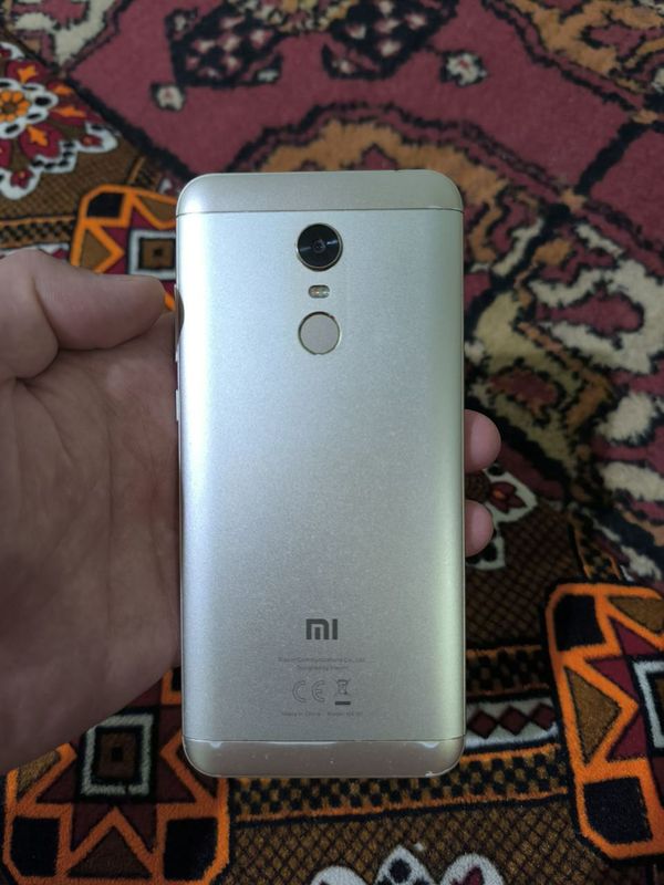 REDMI 5 PLUS с гарантией