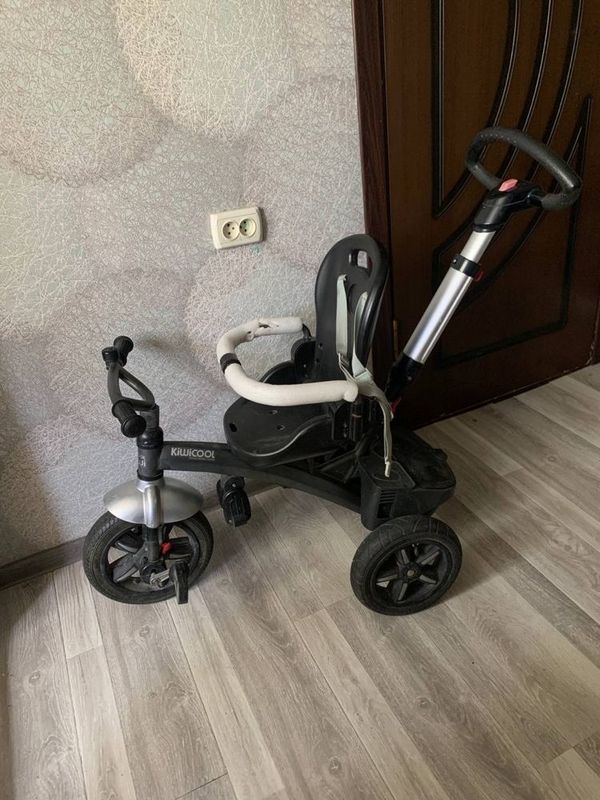 Продам велоколяску детскую Продам велоколяску детскую
