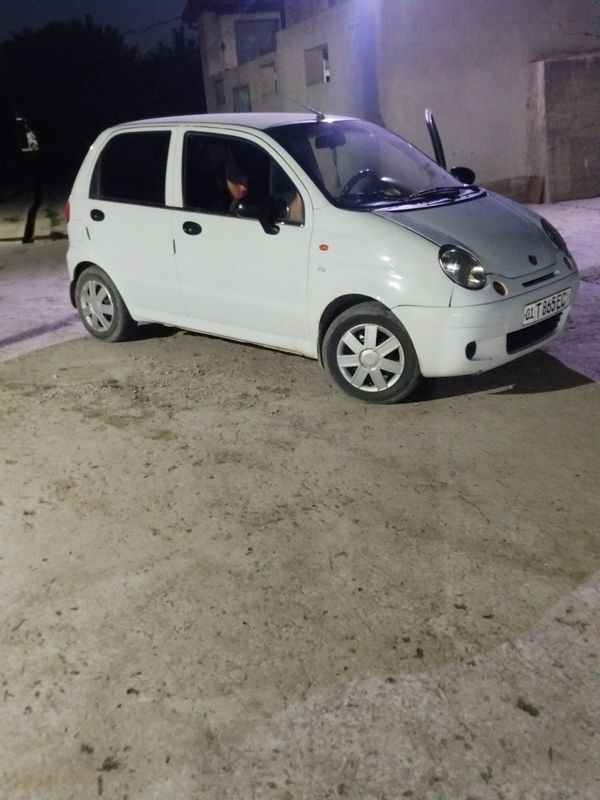 Matiz sotiladi faqat naxt Matiz sotiladi faqat naxt