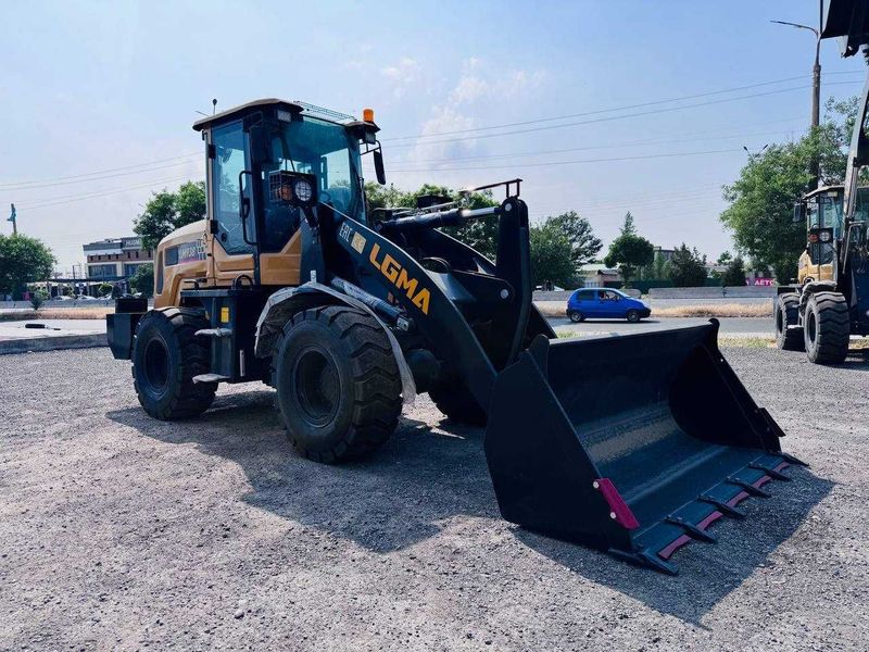 Погрузчик ковшевой Lugong LM938 LUX качество