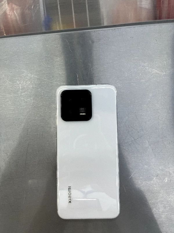 Xiaomi Mi 13 12/512Gb White Xiaomi Mi 13 12/512Gb White
