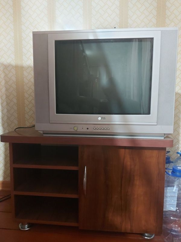 Tumba satiladiii Tumba satiladiii