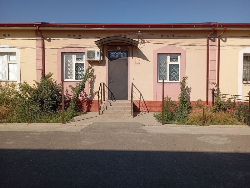 Qarshi shahar batoshdan kotej