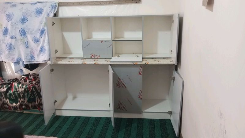 oshxona mebel sotiladi oshxona mebel sotiladi
