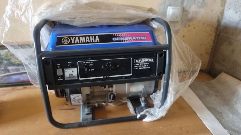 Dvijok Yamaha EF2600 3 Kv