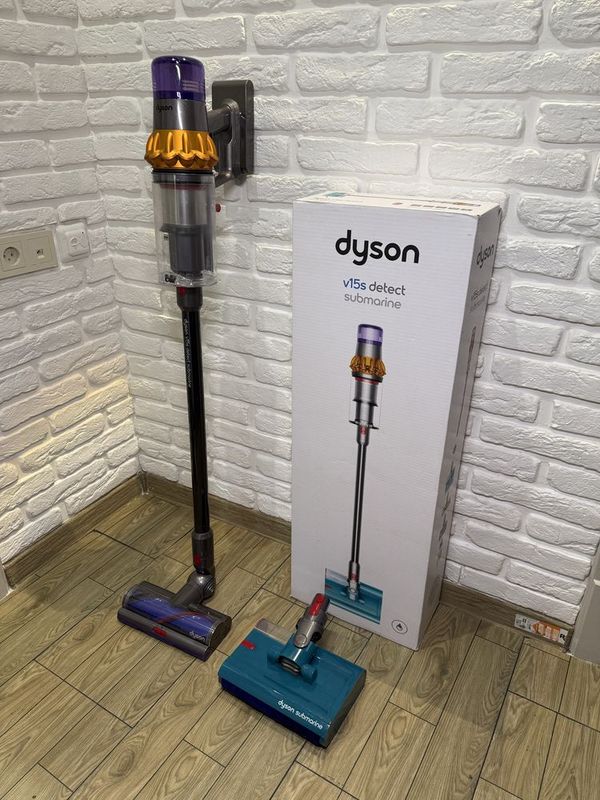 Dyson V15s Detect Submarine(от официального дистрибьютера)гарантия 2г Dyson V15s Detect Submarine(от официального дистрибьютера)гарантия 2г