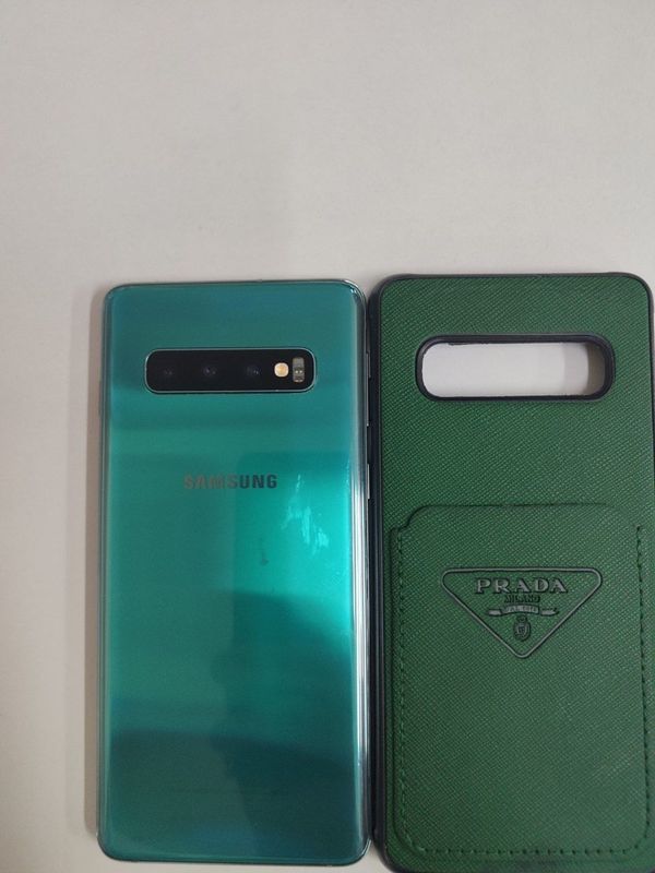 Samsung s10 holati ideal