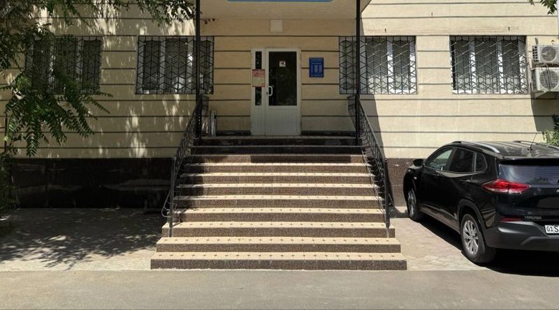 Аренда под офис метро Буюк Ипак Йули 174м2 1 линия Аренда под офис метро Буюк Ипак Йули 174м2 1 линия