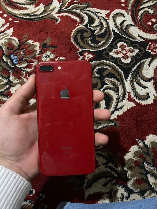 Iphone 8+ srochna Iphone 8+ srochna