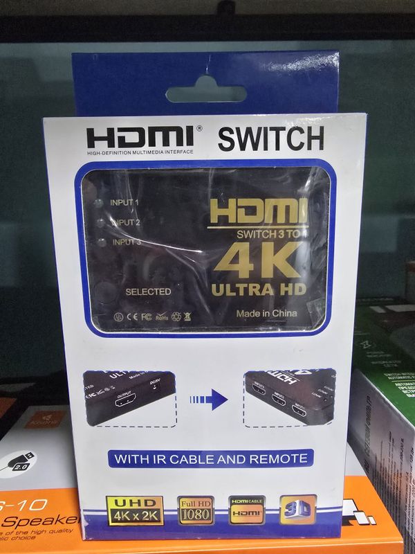 Свитч SWITCH HDMI 4K 3в 1 перечисление есть Свитч SWITCH HDMI 4K 3в 1 перечисление есть