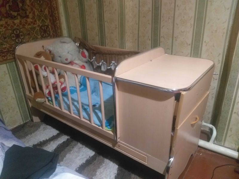 Продается детская кровать. Продается детская кровать.