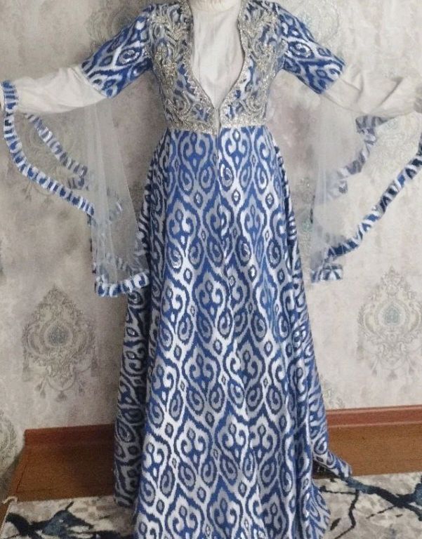 Kelinlar uchun ansambl ko‘ylaklari