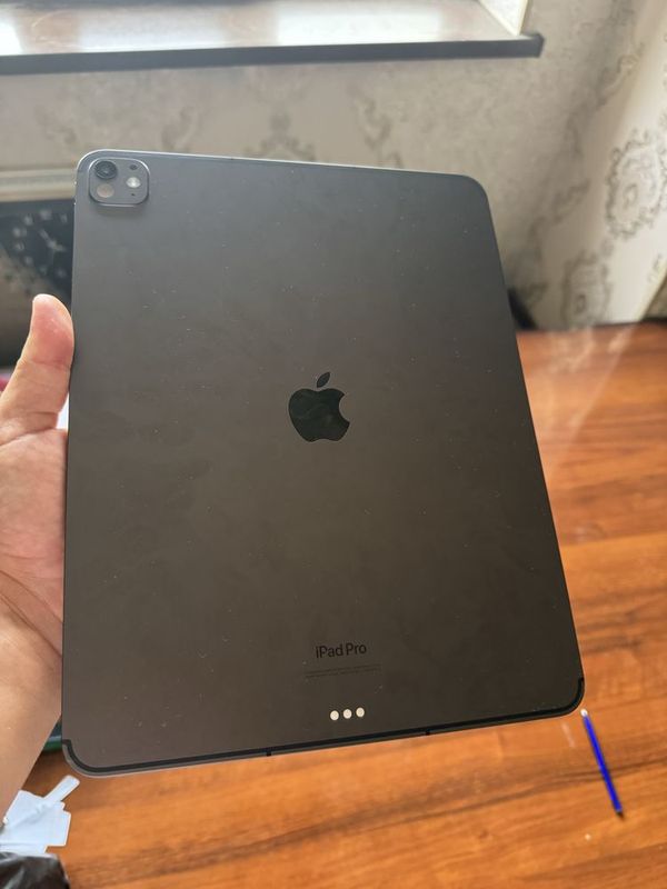 iPad pro 13 inc m4 ideal. В идеальном состоянии iPad pro 13 inc m4 ideal. В идеальном состоянии