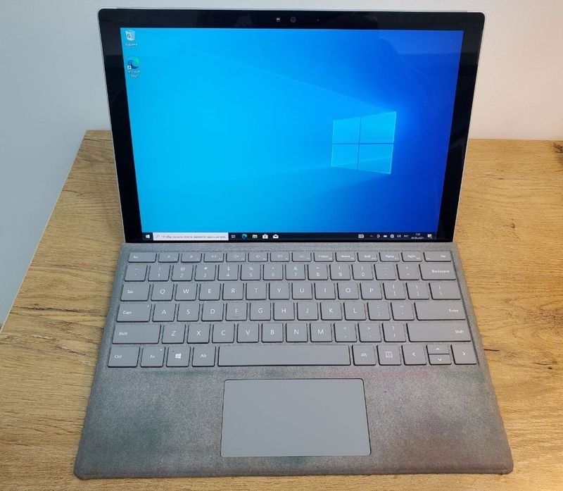 Microsoft Surface Pro 4 16GB 256GB