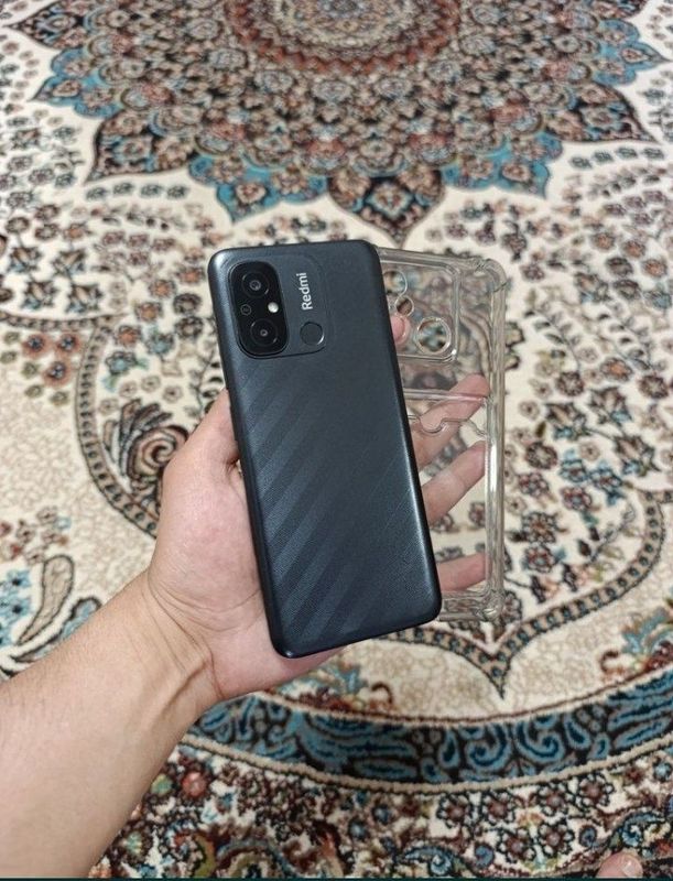 Redmi 12S holati yahshi garantiyasi bor