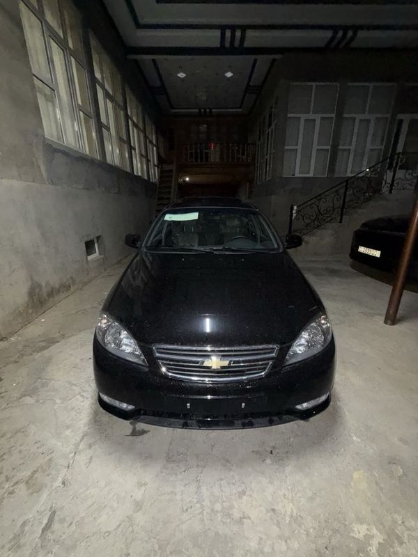 Jentra 3 pazitsa rangi qora 2020 yil prabeg 155000 Jentra 3 pazitsa rangi qora 2020 yil prabeg 155000