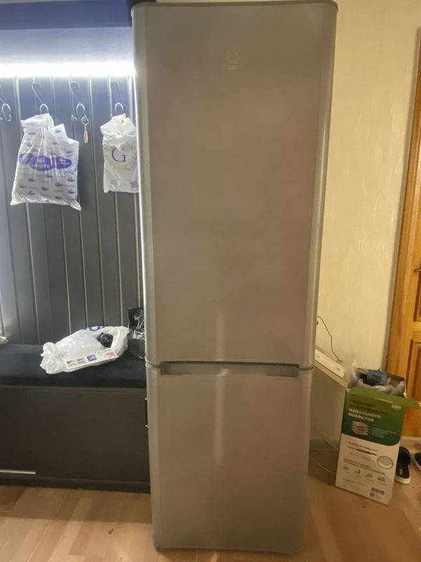 Model indesit . Model indesit .