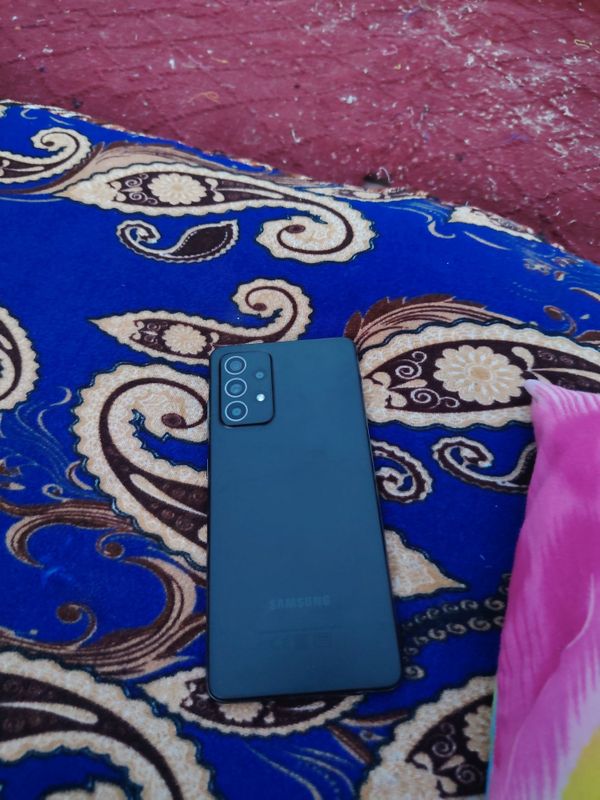 Samsung a52 sotiladi Samsung a52 sotiladi