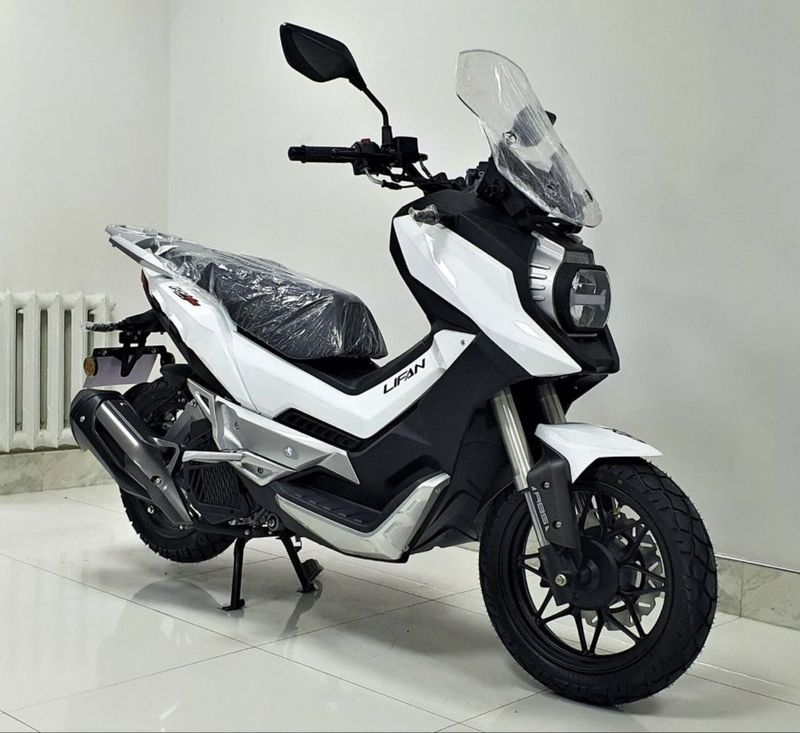 Lifan KPV150 Maxiscooter Lifan KPV150 Maxiscooter