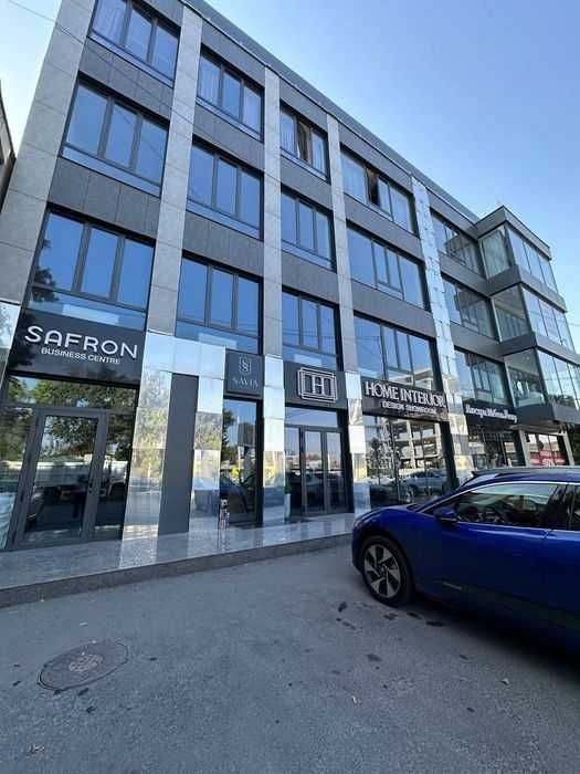Сдаётся коммерческое помещение 170 и 140м², 1 линия, БЦ, Казы махалля Сдаётся коммерческое помещение 170 и 140м², 1 линия, БЦ, Казы махалля