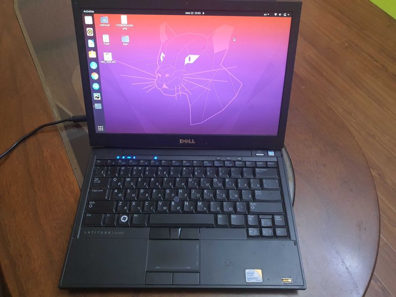 Ноутбук Dell Lattitude E4300 Ноутбук Dell Lattitude E4300
