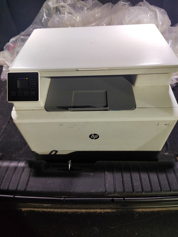 Продам принтер 3/1 лазерный принтер HP color laserjet pro mfp m182n Продам принтер 3/1 лазерный принтер HP color laserjet pro mfp m182n