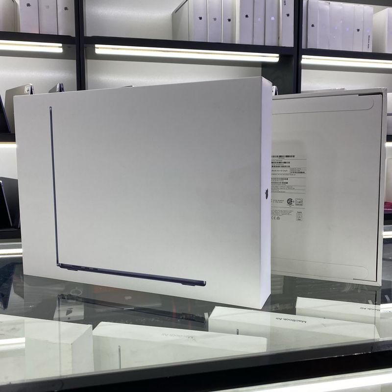 Macbook Air M2 / 15 dyum / 16 ozu / 1TB yengi Macbook Air M2 / 15 dyum / 16 ozu / 1TB yengi