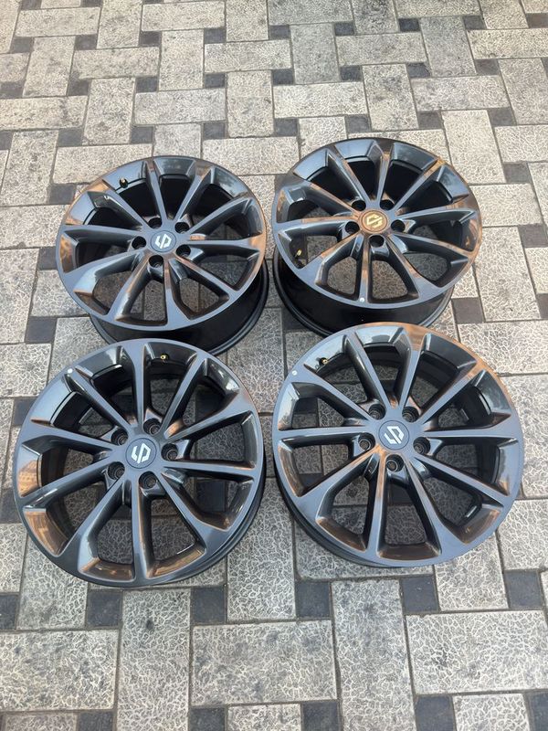 Leapmotor C16 ev diskasi yengi arginal yecilgan 5”114 bowqalariyam tuw