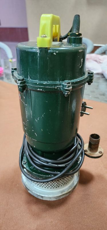 Сувнасос сотилади срочни холати зор енгидек оладиганла телефон килила Сувнасос сотилади срочни холати зор енгидек оладиганла телефон килила