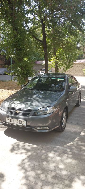 Gentra автомат,мокрый асфальт Gentra автомат,мокрый асфальт