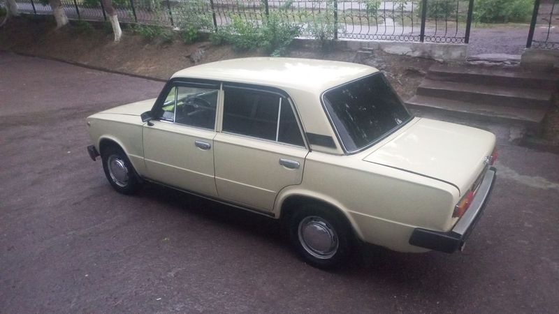 Жигули сотилади холати аьло йили 1980 газ ва бензинда юради нархи 1200
