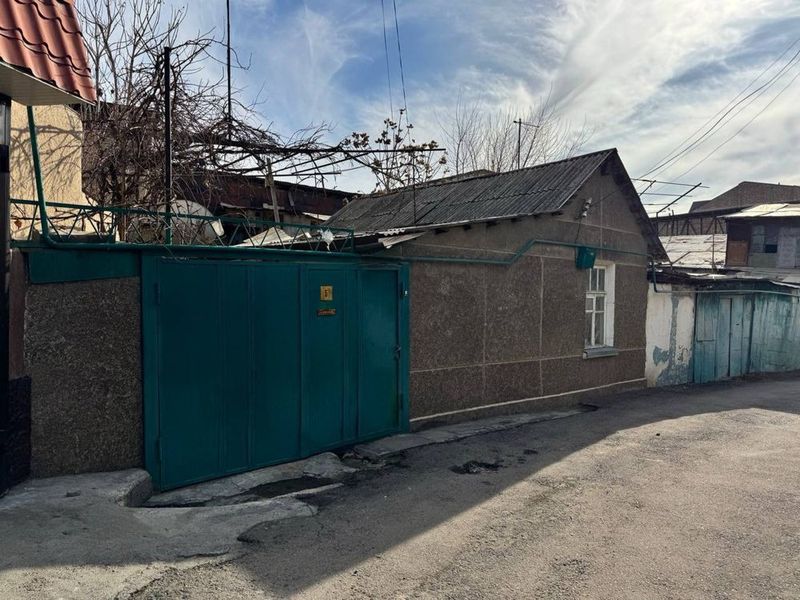 участок мукими 1,5 сот Яккасарайски район ТМС институт участок мукими 1,5 сот Яккасарайски район ТМС институт