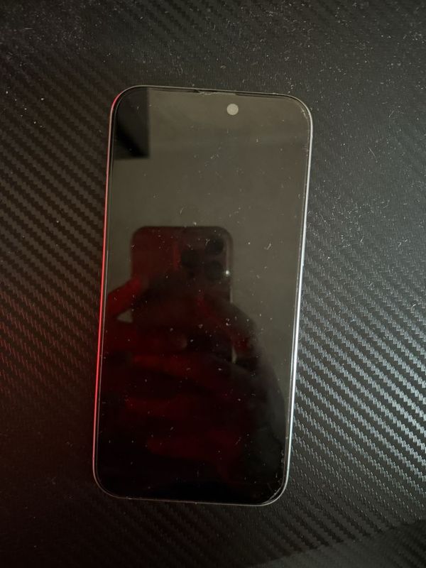 Продаю Iphone 15 pro max Продаю Iphone 15 pro max