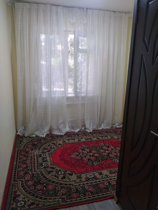 Ijaraga uy yashnabod lisinova 1 bekat yaqinida 1 xona Ijaraga uy yashnabod lisinova 1 bekat yaqinida 1 xona
