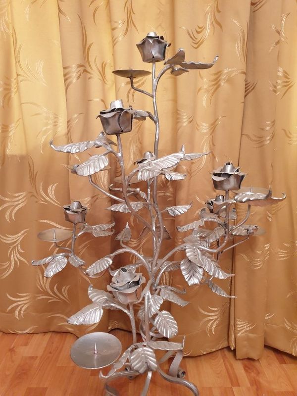 Кованый подсвечник Кованый подсвечник