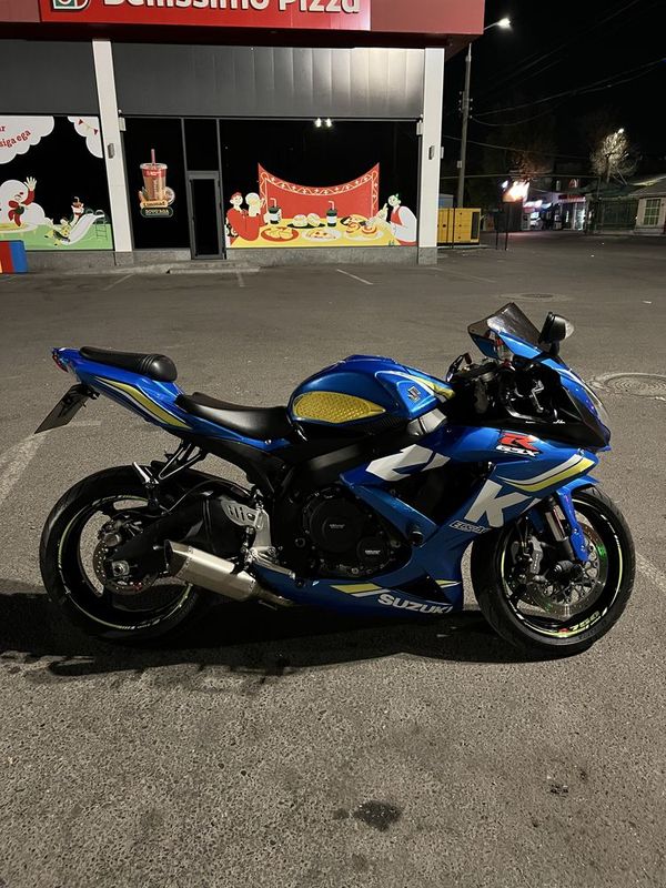Suzuki GSX-R 750 К9