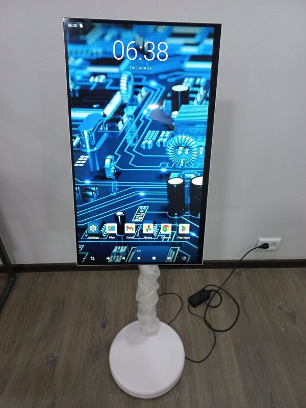 27' LCD Kiosk Monitor Sensor Android 11